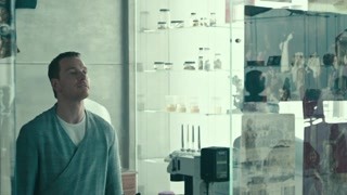 卡勒姆·林奇開始重新考慮他的行為和動機 奇幻穿越驚艷眼球