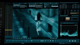 倆男人看監控  竟關注這個女人穿內衣沒有！