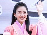 金泰熙首次来华拍戏 苦练中文与书法