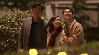 丁碧云和梅众看烟花