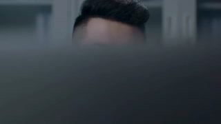 用善良之眼穿透邪恶
