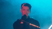《特警队》主题推广曲MV曝光，王子异唱响中国力量《生而无畏》