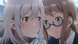新生争夺战开始 少女小雀跃