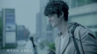 《爱，很美》主题曲的MV 鬼马情侣上演“漫画般”都市爱情