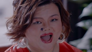 小鮮肉用青春換一千塊  太豁得出去了