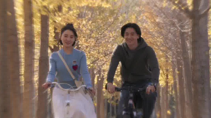 蓝色百褶裙 预告片1：终极版