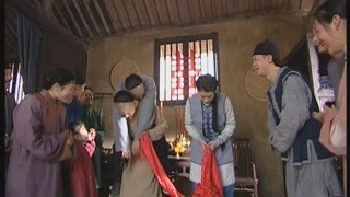 《醉拳》红梅与龙少玉拜堂 这下人终于醒了