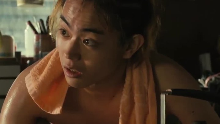 只在那里发光 日本预告片2