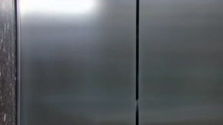 两代人恩怨情仇的故事