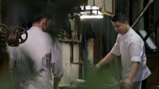 多汁多肉的烧鹅真是绝了 隔着屏幕都能闻到它的香气！