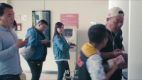 這樣的人在銀行擾亂秩序，沒人管管？