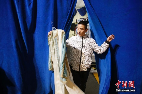 中国小伙跟随国际马戏团环球巡演10年 第1页
