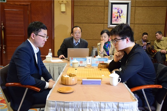 高清-西南棋王赛柯洁对决唐韦星 时越迎战廖元赫(13) 第13页