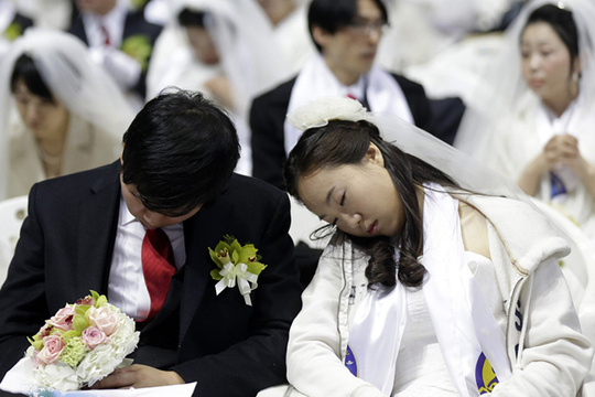 世界睡眠日 “睡觉大神”随时随地睡得着 第1页