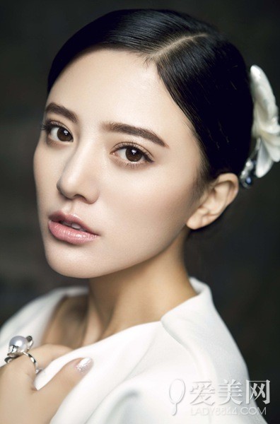 室奈美惠等八位顶级歌手并称 艾回九大歌姬 .