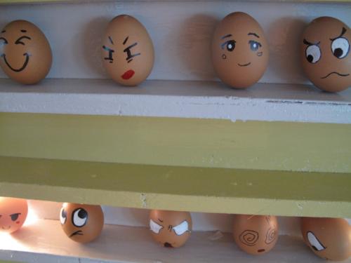在鸡蛋上画可爱图案 鸡蛋上画画图片大全_鸡蛋娃娃图片大全可爱