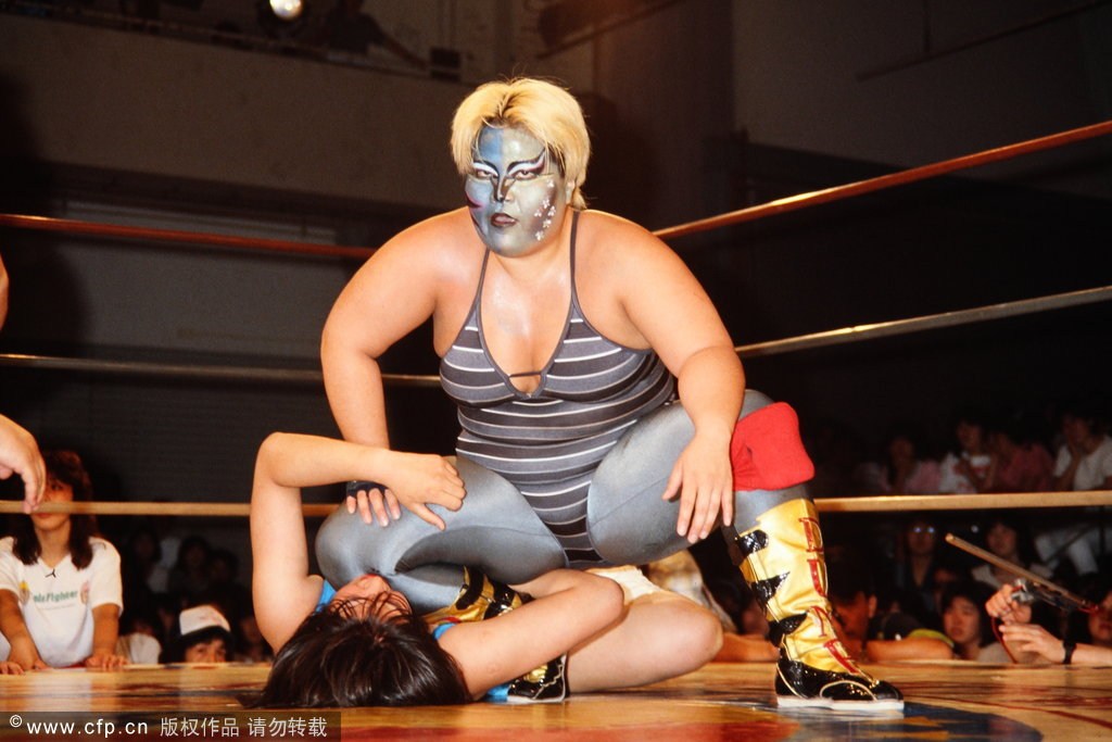 女子<em>摔角在线</em>_美国职业女子<em>摔角</em>_wwe美国职