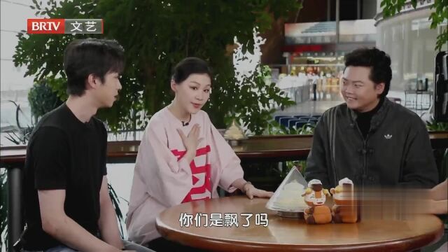 《看不见的客人》  谎言与真相的较量