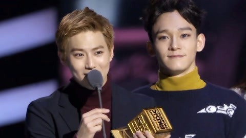 2015MAMA（下）EXO少时获最佳团体奖 周润发BIGBANG打破次元壁