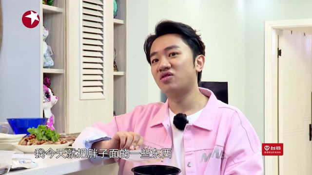 王祖藍送面給援鄂夫妻 齊聚一堂話家常
