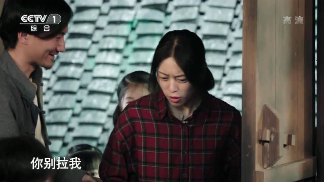 【表演】王申幫助村里人解決了貧困的阻礙，村民干勁十足