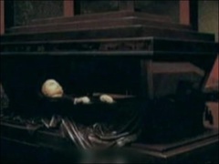 揭秘毛泽东水晶棺：完美无瑕背后的心血