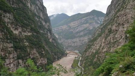 四川最深峡谷：禁止外国人踏足 老外们都向往无比