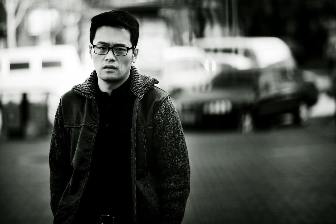 《错放你的手》全集-电视剧