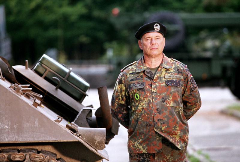 《好男不当兵》-高清电影