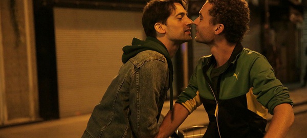 《同船爱歌》全集-高清电影完整版