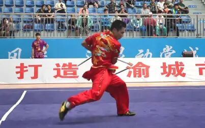 [图]男子三节棍 第一名 浙江队 王地 9.01分 2017全国武术比赛