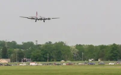 [图]Memphis Belle Exhibit Flyover - National Museum of the Air Force