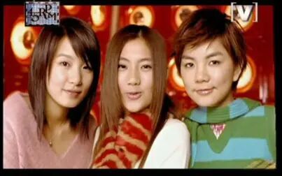 [图]S.H.E - 天使在唱歌 - Channel [V] - 2002