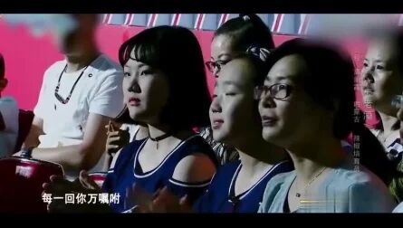 [图]美女央视演唱《一壶老酒》原唱陆树铭都楞了,真是豪迈,太好听了