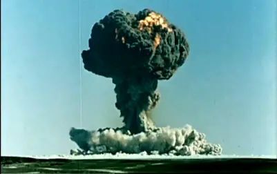 [图]【1964新影纪录片】我国第一颗原子弹爆炸成功