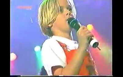 [图]【童星时期出道曲】Aaron Carter - Crush On You (Live Pop Explosion ...