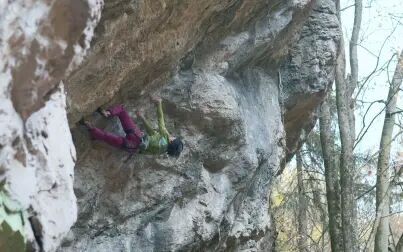 [图][攀岩] "Phallus Dei" 8b | "Vagina Diaboli" 8b | Barbara Raudner