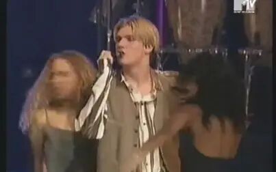 [图]【人气巅峰的后街】Backstreet Boys - Everybody (Live EMA 1998)