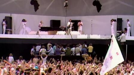 [图]两大世界巨星同台地球上最伟大也最重要的表演Live Aid 1985