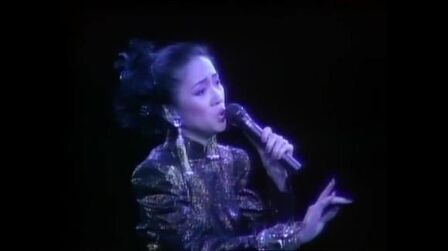 [图]梅艳芳1987年再展光华演唱会