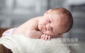 婴儿头睡偏了怎么办？