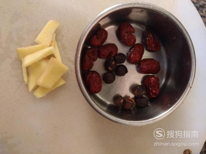 怎么做红枣中药炖鸭汤才营养、好吃？