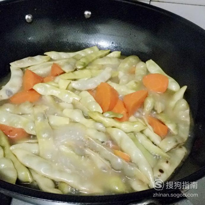 豆角炖胡萝卜的做法