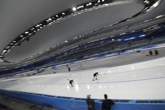冰丝带举办冬奥会速度滑冰测试赛(3) 第3页