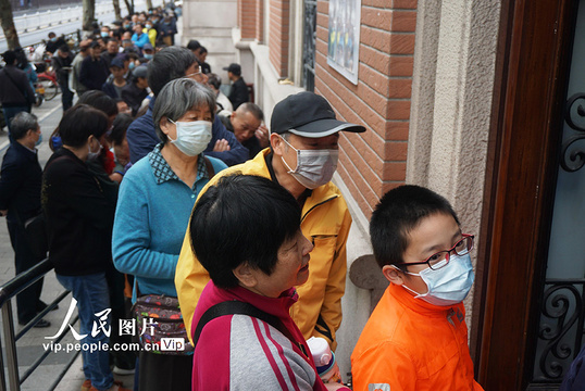 北京:八达岭长城迎最美秋色 万山红遍层林尽染(8) 第8页