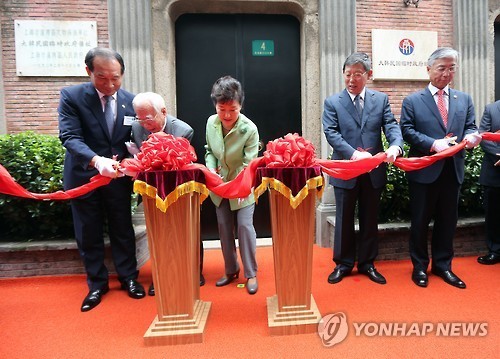 韩日关系紧张升级 韩国人扎堆到上海&quot;朝圣&quot;(8) 第8页