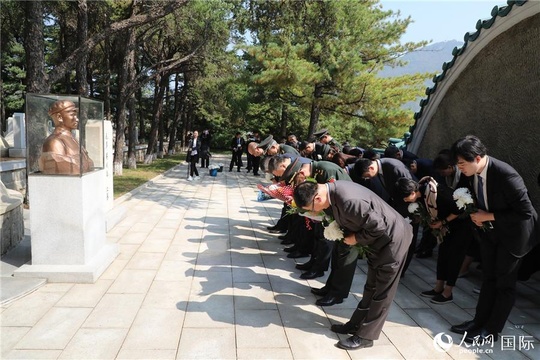 中国驻朝鲜大使馆祭扫桧仓烈士陵园(7) 第7页