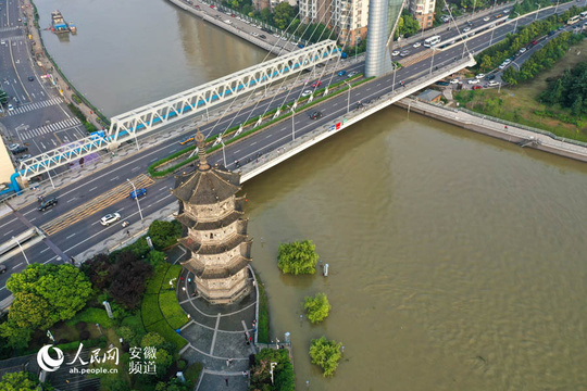 芜湖昨天迎来短暂放晴 水位仍旧走高(组图)(3) 第3页