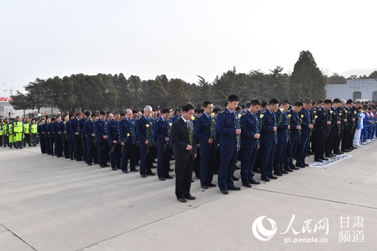 [网连中国]清明祭英烈 丰碑砺忠魂(9) 第9页