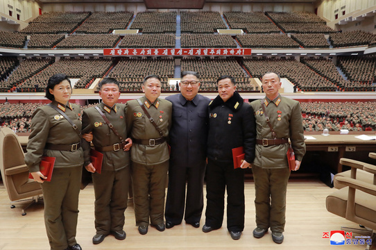 金正恩出席朝鲜人民军连长、连政治指导员大会(4) 第4页